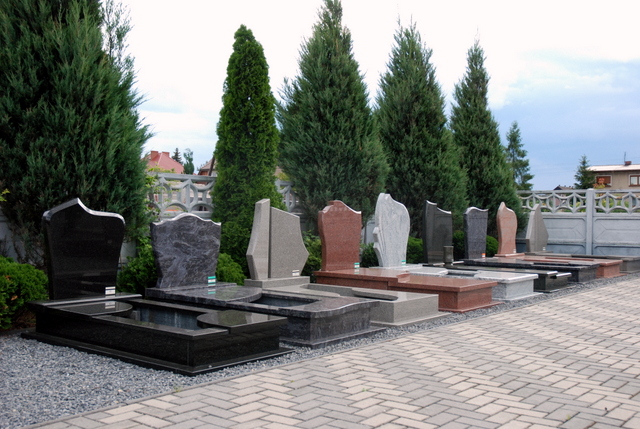Producent nagrobków